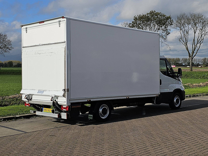 Iveco Daily 35S18 3.0ltr ac aut. EUR6 - Dodávka skriňová nadstavba: obrázok 3 Iveco Daily 35S18 3.0ltr ac aut. EUR6 - Dodávka skriňová nadstavba: obrázok 3
