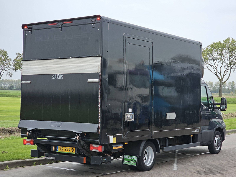 Iveco Daily 40C15 3.0 ltr - Dodávka skriňová nadstavba: obrázok 3 Iveco Daily 40C15 3.0 ltr - Dodávka skriňová nadstavba: obrázok 3