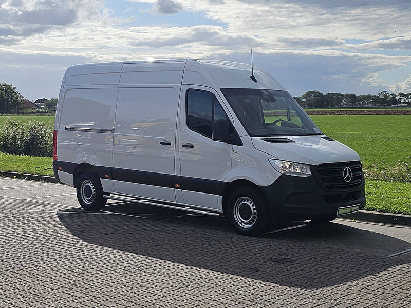 Mercedes-Benz Sprinter 311 L2H2 Wp-Inrichting ! - Furgon: obrázok 5 Mercedes-Benz Sprinter 311 L2H2 Wp-Inrichting ! - Furgon: obrázok 5