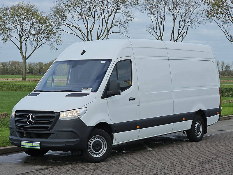 Mercedes-Benz Sprinter 315 L3H2 Mbux Airco Eur6 - Furgon: obrázok 2 Mercedes-Benz Sprinter 315 L3H2 Mbux Airco Eur6 - Furgon: obrázok 2