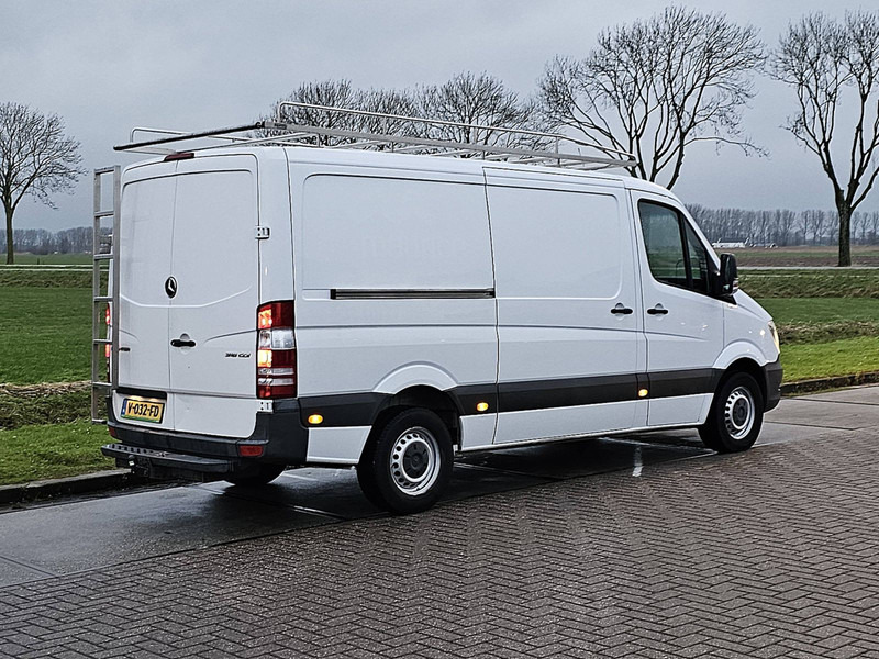 Mercedes-Benz Sprinter 316 AC EURO6 - Furgon: obrázok 3 Mercedes-Benz Sprinter 316 AC EURO6 - Furgon: obrázok 3