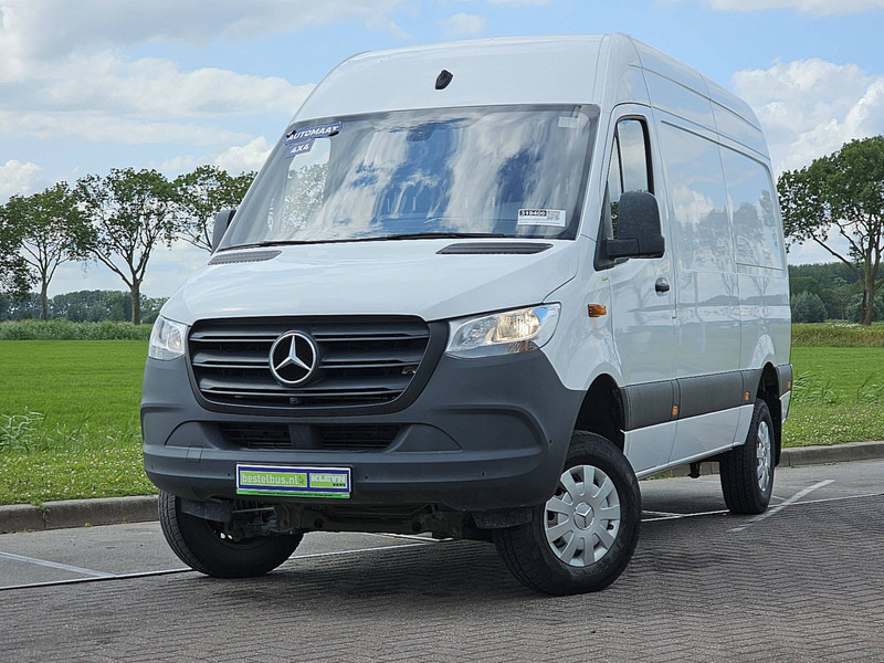 Mercedes-Benz Sprinter 316 CDI 4X4 AUT. L2H2 - Furgon: obrázok 1 Mercedes-Benz Sprinter 316 CDI 4X4 AUT. L2H2 - Furgon: obrázok 1