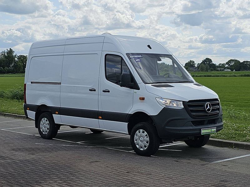 Mercedes-Benz Sprinter 316 CDI 4X4 AUT. L2H2 - Furgon: obrázok 5 Mercedes-Benz Sprinter 316 CDI 4X4 AUT. L2H2 - Furgon: obrázok 5