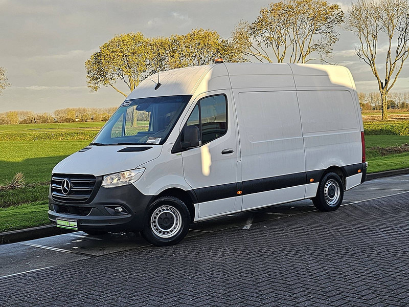Mercedes-Benz Sprinter 316 L2H2 Navi Automaat - Furgon: obrázok 2 Mercedes-Benz Sprinter 316 L2H2 Navi Automaat - Furgon: obrázok 2