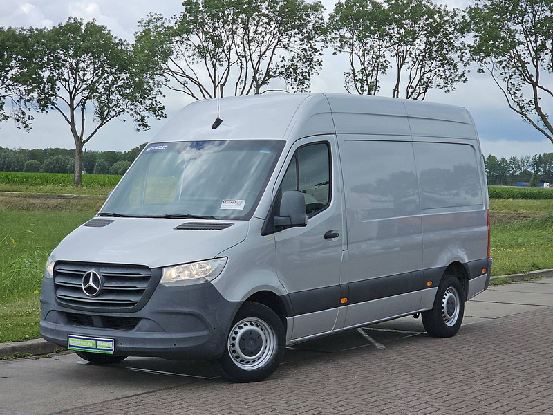 Mercedes-Benz Sprinter 316 L2H2 RWD Mbux Autom! - Furgon: obrázok 2 Mercedes-Benz Sprinter 316 L2H2 RWD Mbux Autom! - Furgon: obrázok 2
