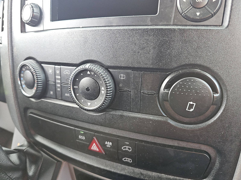 Furgon Mercedes-Benz Sprinter 316 ac automaat: obrázok 10 Furgon Mercedes-Benz Sprinter 316 ac automaat: obrázok 10