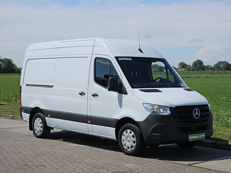 Mercedes-Benz Sprinter 317 L2H2 3.5T-Trekhaak! - Furgon: obrázok 5 Mercedes-Benz Sprinter 317 L2H2 3.5T-Trekhaak! - Furgon: obrázok 5