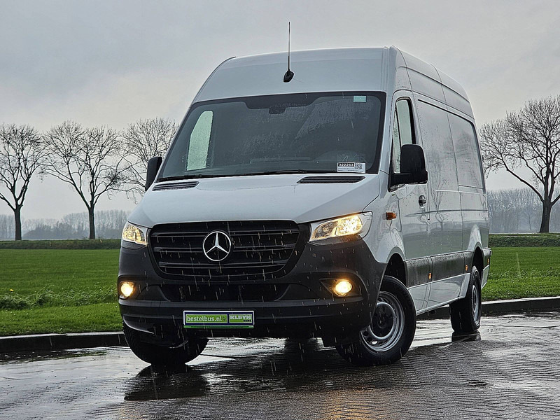 Mercedes-Benz Sprinter 317 L2H2 Mbux Navi RWD! - Furgon: obrázok 1 Mercedes-Benz Sprinter 317 L2H2 Mbux Navi RWD! - Furgon: obrázok 1