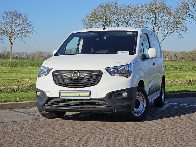 Opel Combo 1.6 D - Dodávka skriňová nadstavba: obrázok 1 Opel Combo 1.6 D - Dodávka skriňová nadstavba: obrázok 1