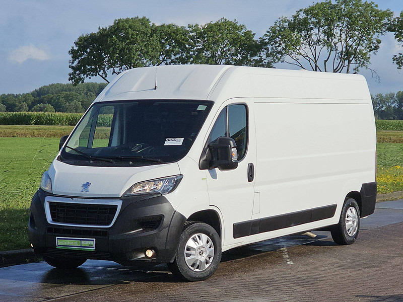 Peugeot Boxer 2.0 BHDI 130 L3H2 36 dkm - Malá dodávka: obrázok 2 Peugeot Boxer 2.0 BHDI 130 L3H2 36 dkm - Malá dodávka: obrázok 2