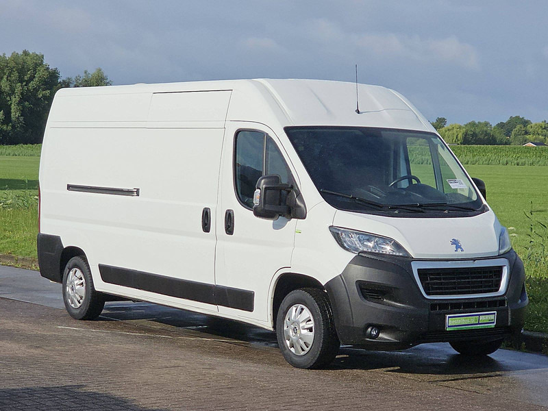 Peugeot Boxer 2.0 BHDI 130 L3H2 36 dkm - Malá dodávka: obrázok 5 Peugeot Boxer 2.0 BHDI 130 L3H2 36 dkm - Malá dodávka: obrázok 5