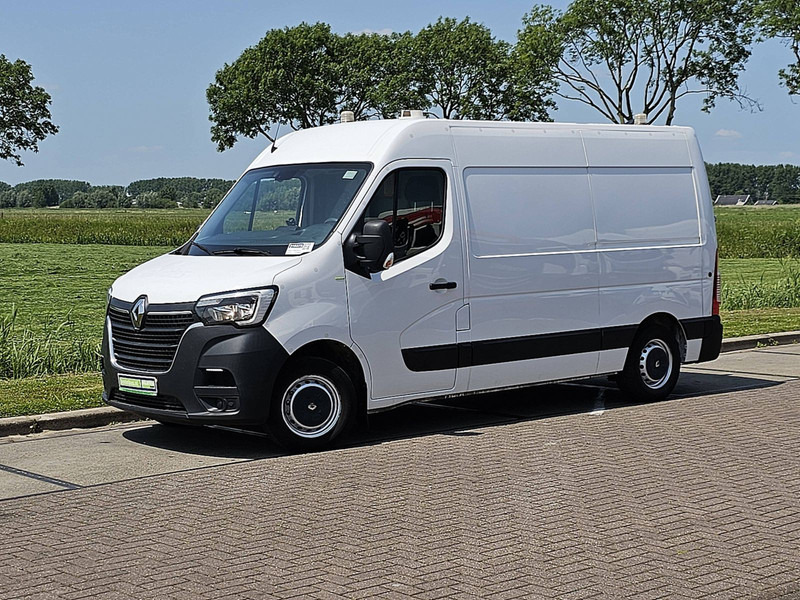 Renault Master 2.3 DCI 130 L2H2 - Furgon: obrázok 2 Renault Master 2.3 DCI 130 L2H2 - Furgon: obrázok 2
