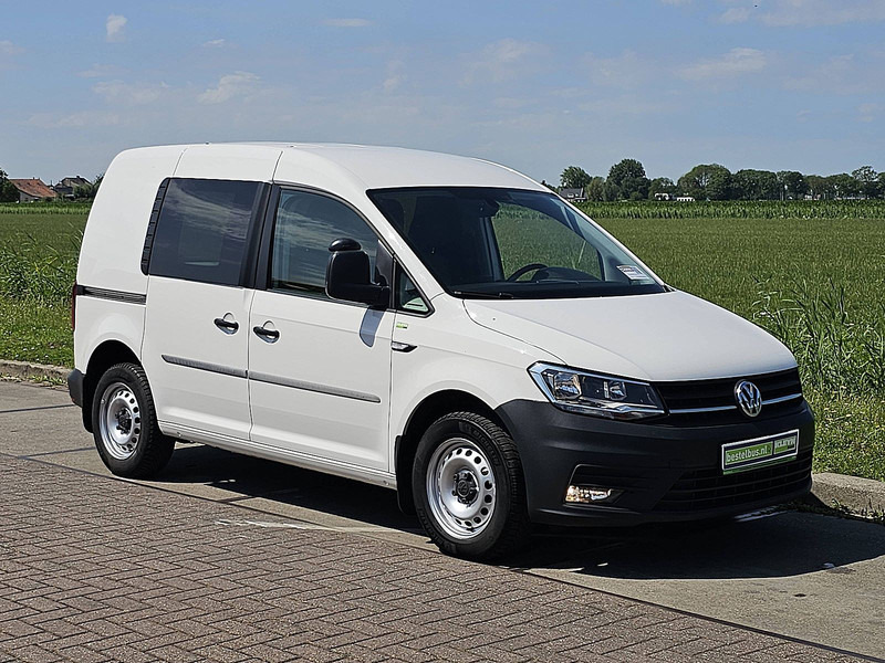 Volkswagen Caddy 2.0 L1 Navi Euro6 102Pk! - Dodávka skriňová nadstavba: obrázok 5 Volkswagen Caddy 2.0 L1 Navi Euro6 102Pk! - Dodávka skriňová nadstavba: obrázok 5