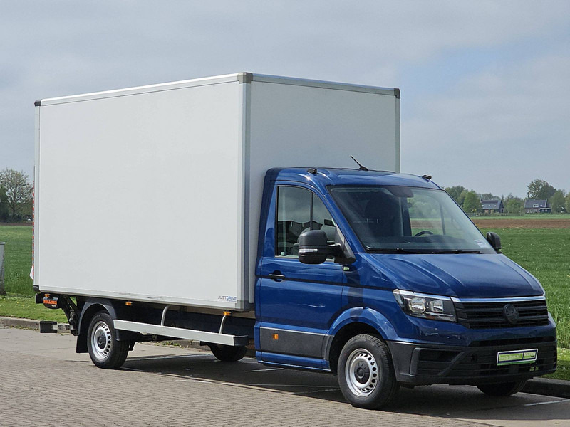 Volkswagen Crafter 35 2.0 ac EURO6 - Dodávka skriňová nadstavba: obrázok 5 Volkswagen Crafter 35 2.0 ac EURO6 - Dodávka skriňová nadstavba: obrázok 5