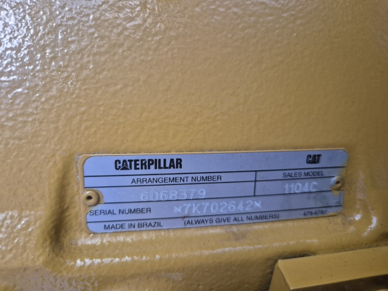 Caterpillar 3054C DITAAC Engine + Radiator - Motor pre Priemyselný stroj: obrázok 3 Caterpillar 3054C DITAAC Engine + Radiator - Motor pre Priemyselný stroj: obrázok 3