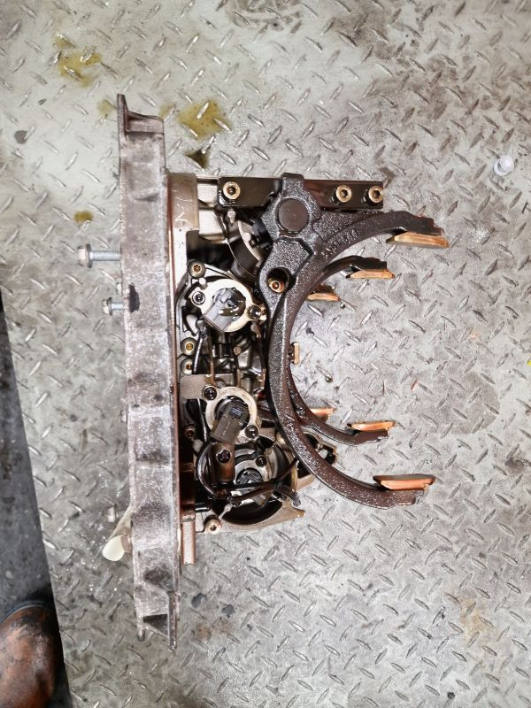 Volvo AT2612D Wabco Gearshift Mechanism Gearbox - Prevodovka: obrázok 4 Volvo AT2612D Wabco Gearshift Mechanism Gearbox - Prevodovka: obrázok 4