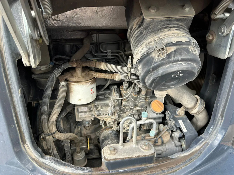 Hitachi ZX38U-5A CLR - Mini rýpadlo: obrázok 5 Hitachi ZX38U-5A CLR - Mini rýpadlo: obrázok 5