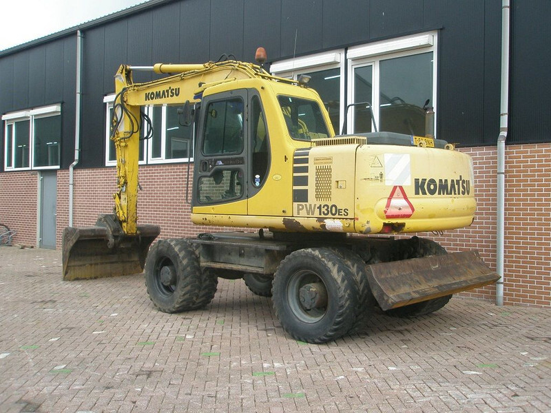 Komatsu PW 130ES-6K - Kolesové rýpadlo: obrázok 2 Komatsu PW 130ES-6K - Kolesové rýpadlo: obrázok 2