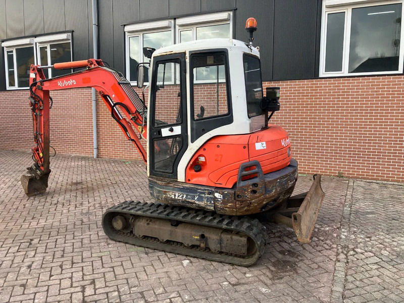 Kubota KX121-3a - Mini rýpadlo: obrázok 4 Kubota KX121-3a - Mini rýpadlo: obrázok 4