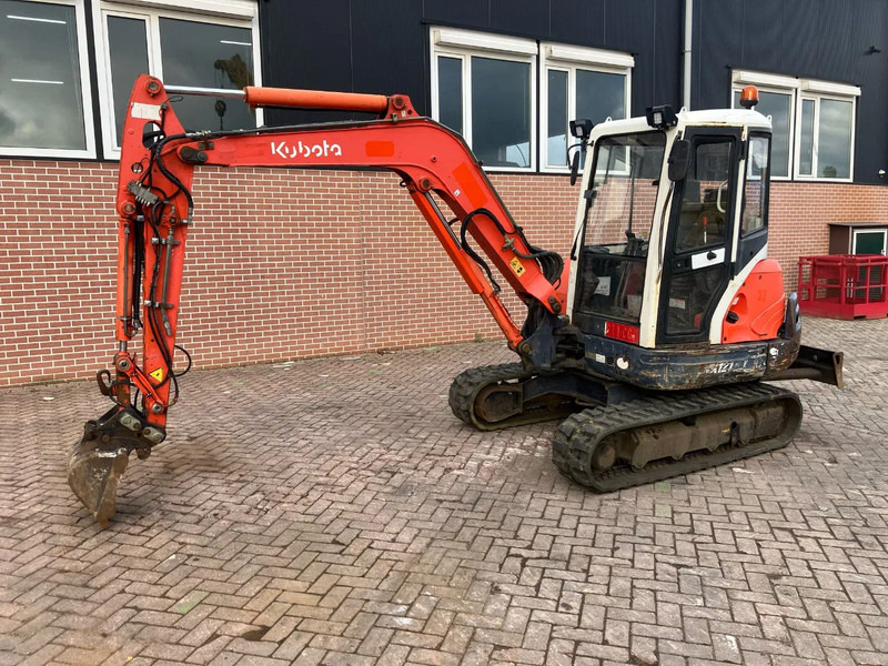 Kubota KX121-3a - Mini rýpadlo: obrázok 1 Kubota KX121-3a - Mini rýpadlo: obrázok 1