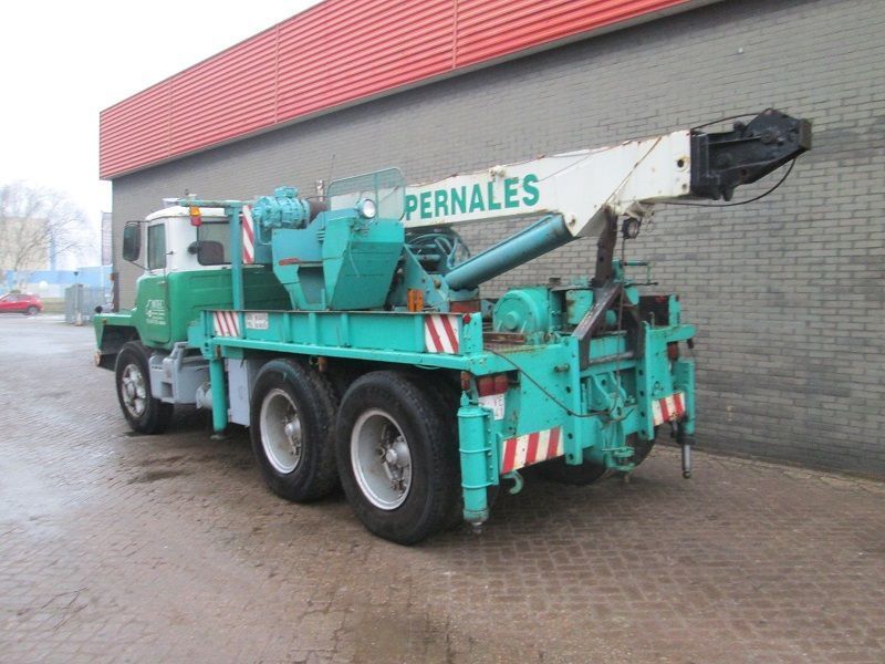 MACK DM807 - Auto s hydraulickou rukou, Autožeriav: obrázok 3 MACK DM807 - Auto s hydraulickou rukou, Autožeriav: obrázok 3
