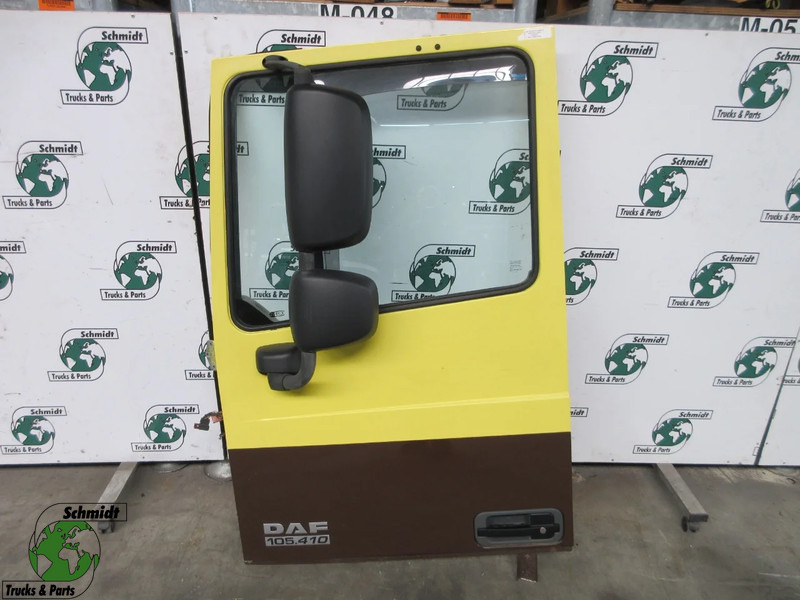 DAF 1676218 DAF105 XF DEUR MODEL 2012 LINKS KLEUR WIT ROOD ZWART BLAUW - Dvere a diely pre Nákladné auto: obrázok 1 DAF 1676218 DAF105 XF DEUR MODEL 2012 LINKS KLEUR WIT ROOD ZWART BLAUW - Dvere a diely pre Nákladné auto: obrázok 1