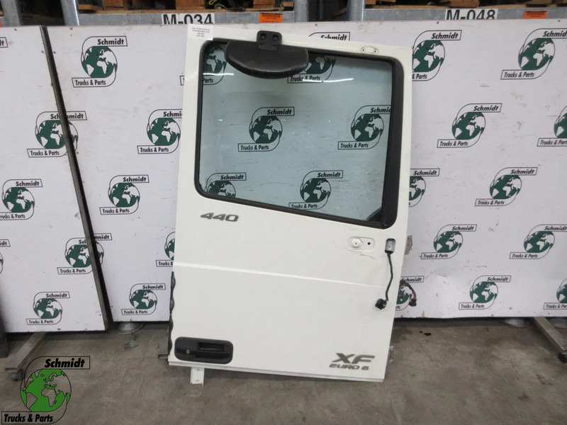 DAF 1881863 DEUR DAF XF 460 EURO 6 MODEL 2016 RECHTS - Dvere a diely pre Nákladné auto: obrázok 1 DAF 1881863 DEUR DAF XF 460 EURO 6 MODEL 2016 RECHTS - Dvere a diely pre Nákladné auto: obrázok 1