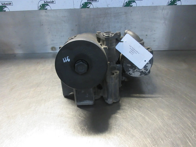 DAF XF450 2296261 OLIEMODULE EURO 6 - Olejový chladič pre Nákladné auto: obrázok 4 DAF XF450 2296261 OLIEMODULE EURO 6 - Olejový chladič pre Nákladné auto: obrázok 4