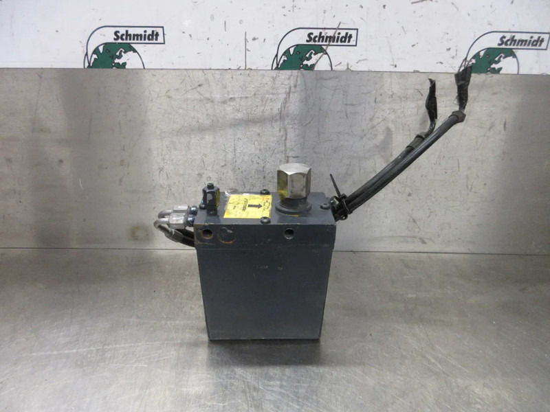 Iveco 504173053 KANTEL CILINDER IVECO S WAY EURO 6 MODEL 2023 - Kabína a interiér pre Nákladné auto: obrázok 4 Iveco 504173053 KANTEL CILINDER IVECO S WAY EURO 6 MODEL 2023 - Kabína a interiér pre Nákladné auto: obrázok 4