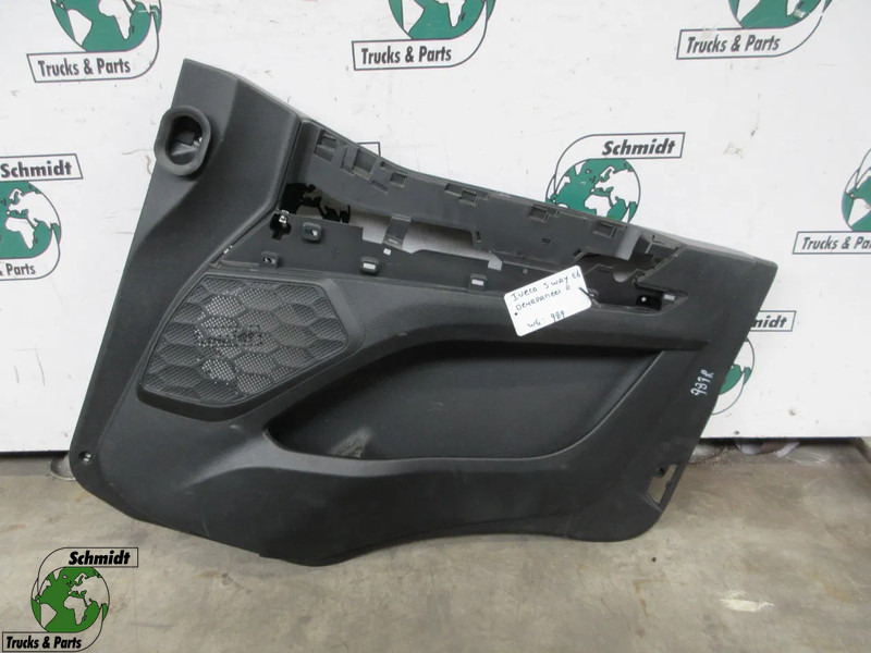 Iveco 5802243851 DEUR PANEEL IVECO S WAY RECHTS MODEL 2023 - Kabína a interiér pre Nákladné auto: obrázok 1 Iveco 5802243851 DEUR PANEEL IVECO S WAY RECHTS MODEL 2023 - Kabína a interiér pre Nákladné auto: obrázok 1