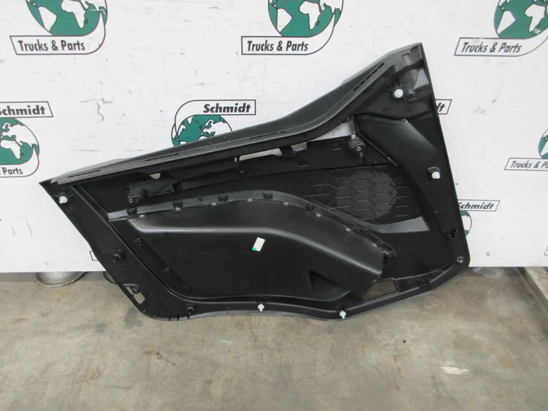 Iveco 5802243851 DEUR PANEEL IVECO S WAY RECHTS MODEL 2023 - Kabína a interiér pre Nákladné auto: obrázok 2 Iveco 5802243851 DEUR PANEEL IVECO S WAY RECHTS MODEL 2023 - Kabína a interiér pre Nákladné auto: obrázok 2