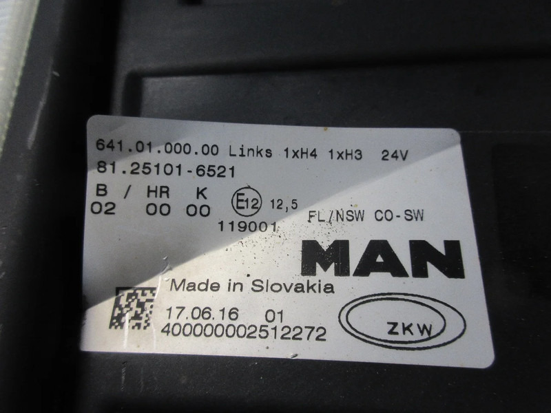 MAN 81.25101-6521 // 81. 25101-6797 // //MISTLAMP MAN TGX TGS EURO 6 LINKS - Hmlové svetlo pre Nákladné auto: obrázok 5 MAN 81.25101-6521 // 81. 25101-6797 // //MISTLAMP MAN TGX TGS EURO 6 LINKS - Hmlové svetlo pre Nákladné auto: obrázok 5