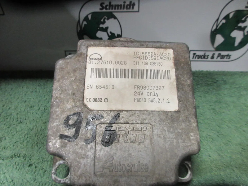 MAN 81.27610-0028 RADAR SENSOR MAN 18.440 TGX EURO 6 MODEL 2016 - Elektrický systém pre Nákladné auto: obrázok 2 MAN 81.27610-0028 RADAR SENSOR MAN 18.440 TGX EURO 6 MODEL 2016 - Elektrický systém pre Nákladné auto: obrázok 2