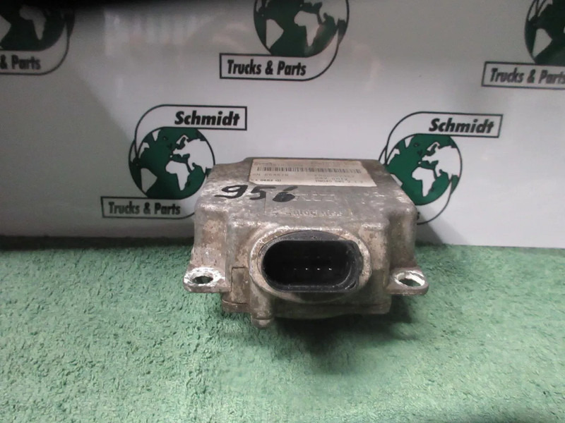 MAN 81.27610-0028 RADAR SENSOR MAN 18.440 TGX EURO 6 MODEL 2016 - Elektrický systém pre Nákladné auto: obrázok 5 MAN 81.27610-0028 RADAR SENSOR MAN 18.440 TGX EURO 6 MODEL 2016 - Elektrický systém pre Nákladné auto: obrázok 5