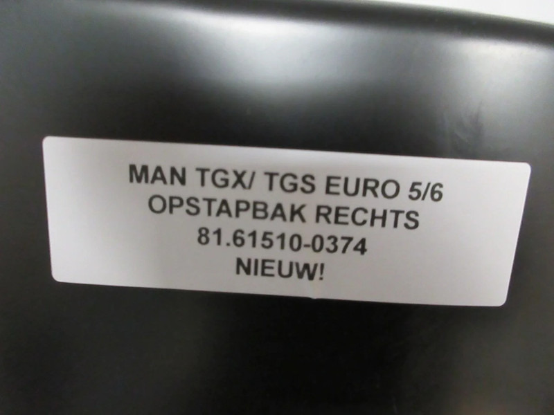 MAN 81.61510-0374 OPSTAPBAK MAN TGX TGS EURO 6 - Kabína a interiér pre Nákladné auto: obrázok 2 MAN 81.61510-0374 OPSTAPBAK MAN TGX TGS EURO 6 - Kabína a interiér pre Nákladné auto: obrázok 2