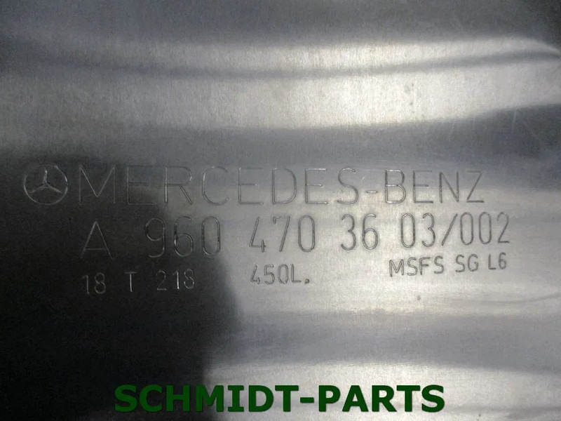 Mercedes-Benz A 960 470 36 03 DIESELTANK NIEUWE 10 X OP VOORRAAD MERCEDES ACTROS - Palivová nádrž pre Nákladné auto: obrázok 2 Mercedes-Benz A 960 470 36 03 DIESELTANK NIEUWE 10 X OP VOORRAAD MERCEDES ACTROS - Palivová nádrž pre Nákladné auto: obrázok 2