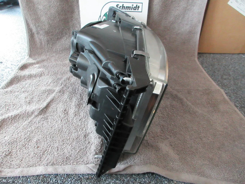 Scania 2416136 KOPLAMP LINKS SCANIA R 450 EURO 6 NIEUWE !!! - Svetlomety pre Nákladné auto: obrázok 2 Scania 2416136 KOPLAMP LINKS SCANIA R 450 EURO 6 NIEUWE !!! - Svetlomety pre Nákladné auto: obrázok 2