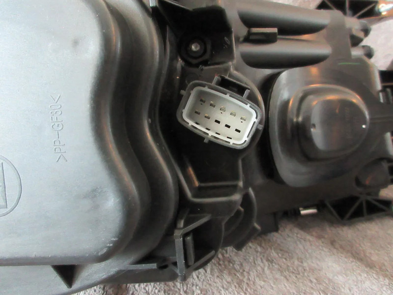 Scania 2416136 KOPLAMP LINKS SCANIA R 450 EURO 6 NIEUWE !!! - Svetlomety pre Nákladné auto: obrázok 4 Scania 2416136 KOPLAMP LINKS SCANIA R 450 EURO 6 NIEUWE !!! - Svetlomety pre Nákladné auto: obrázok 4