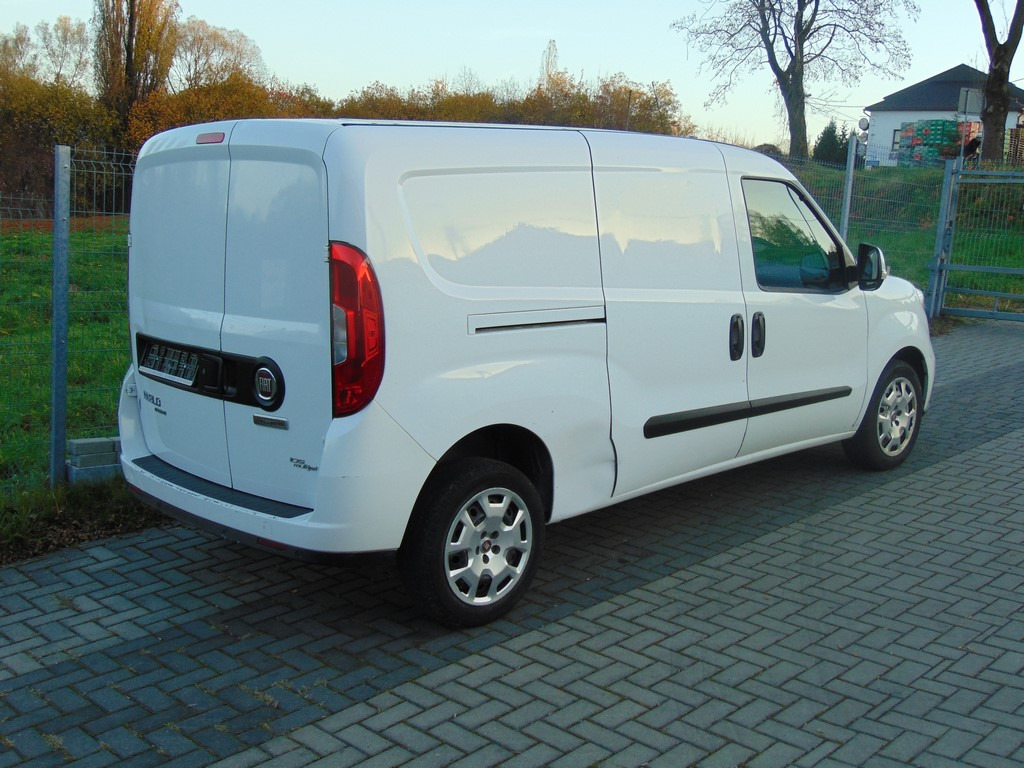 FIAT Doblo 1,6 MultiJet 105KM MAXI MAX - Malá dodávka: obrázok 4 FIAT Doblo 1,6 MultiJet 105KM MAXI MAX - Malá dodávka: obrázok 4