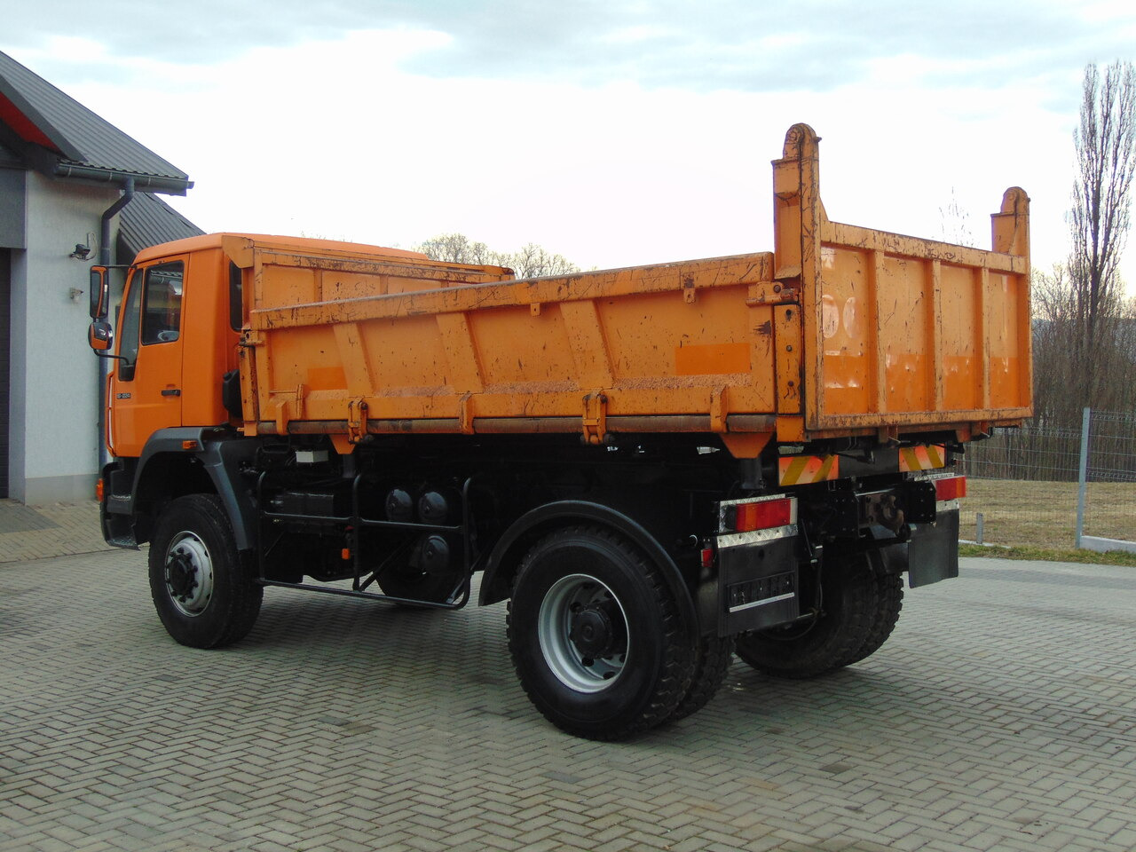 MAN 18-224 4x4 KIPER - Sklápač: obrázok 3 MAN 18-224 4x4 KIPER - Sklápač: obrázok 3