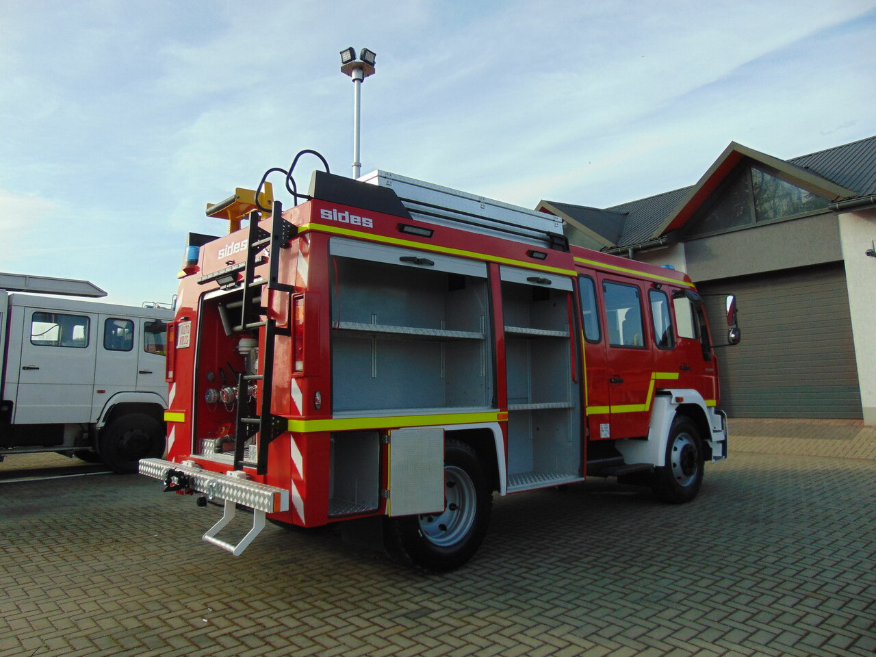 Hasičské vozidlo MAN LE250B SIDES: obrázok 27 Hasičské vozidlo MAN LE250B SIDES: obrázok 27