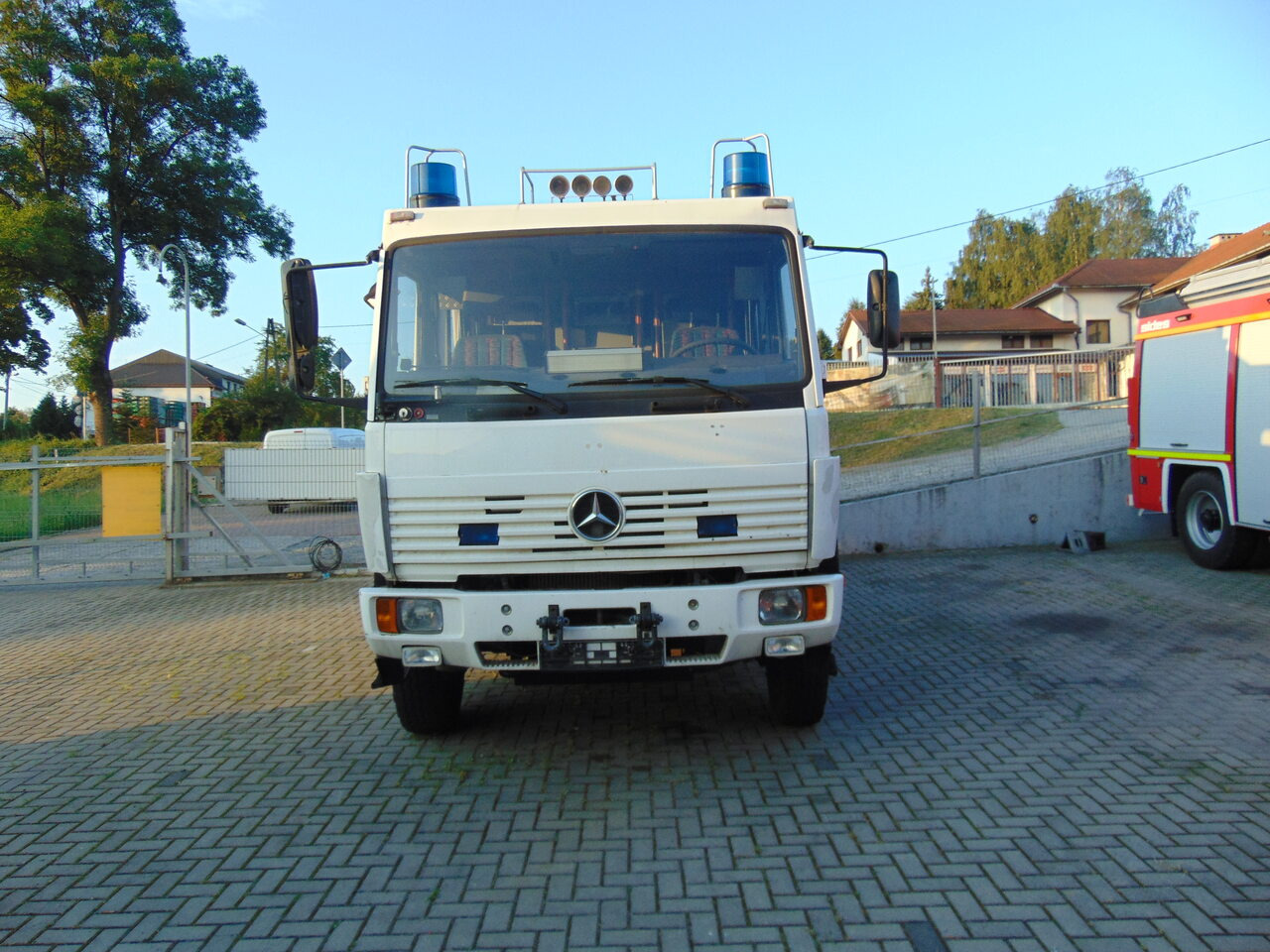MERCEDES-BENZ 1124AF 4x4 MAGIRUS - Hasičské vozidlo: obrázok 5 MERCEDES-BENZ 1124AF 4x4 MAGIRUS - Hasičské vozidlo: obrázok 5