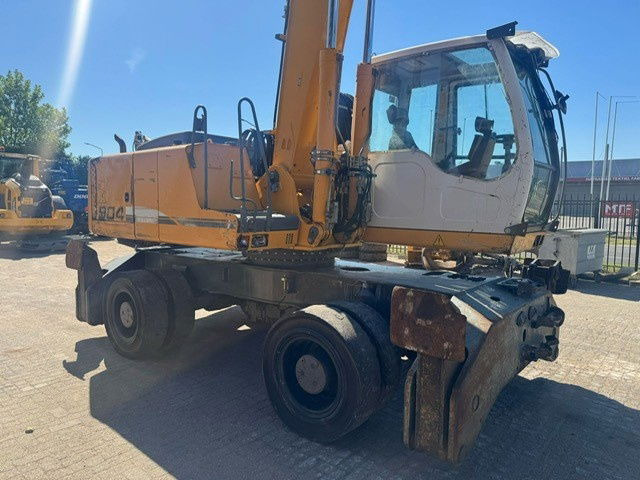 Liebherr A 904 C Litronic + Grab - Překládkové rýpadlo: obrázok 5 Liebherr A 904 C Litronic + Grab - Překládkové rýpadlo: obrázok 5