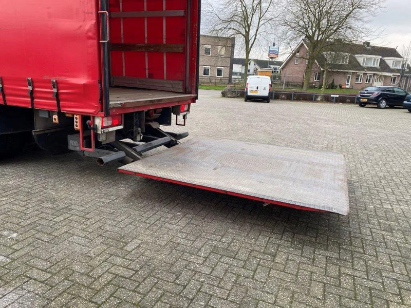 DAF CF400 / CURTAIN SAILS / BIG PLATFORM 2500 KG / DEB / NAVI / FULL-AIR / LWDS / ACC / AUTOMATIC / EURO-6 / 2015 - Skříňový nákladní auto: obrázok 4 DAF CF400 / CURTAIN SAILS / BIG PLATFORM 2500 KG / DEB / NAVI / FULL-AIR / LWDS / ACC / AUTOMATIC / EURO-6 / 2015 - Skříňový nákladní auto: obrázok 4