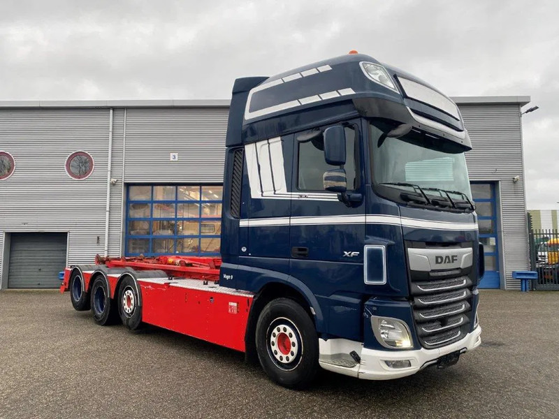 DAF XF106-530 8X2 / AJK HOOKLIFT 25000KG / 9 TON FRONT AXLE / NAVI / ONLY:612482 KM / SSC / AUTOMATIC / EURO-6 / 2019 - Hákový nosič kontajnerov: obrázok 2 DAF XF106-530 8X2 / AJK HOOKLIFT 25000KG / 9 TON FRONT AXLE / NAVI / ONLY:612482 KM / SSC / AUTOMATIC / EURO-6 / 2019 - Hákový nosič kontajnerov: obrázok 2