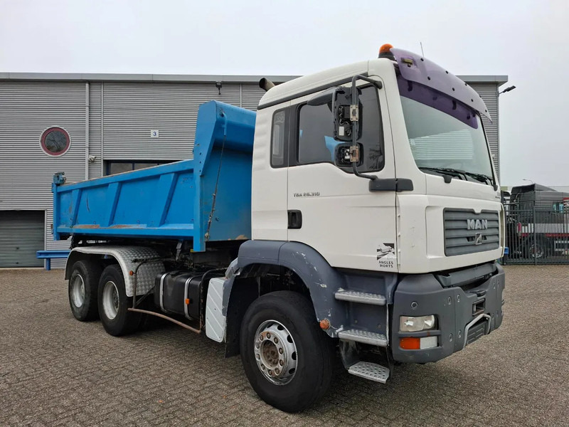 MAN TGA 26.310 / 6X4 / 2XBIG AXLE / 2SIDE TIPPER / ONLY:545423 KM / TUV:06-05-2026 / FULL-STEEL / AIRCO / MANUAL / EURO-4 / 2005 - Sklápač: obrázok 4 MAN TGA 26.310 / 6X4 / 2XBIG AXLE / 2SIDE TIPPER / ONLY:545423 KM / TUV:06-05-2026 / FULL-STEEL / AIRCO / MANUAL / EURO-4 / 2005 - Sklápač: obrázok 4