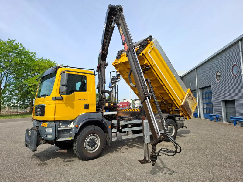 MAN TGM 18.250 / 4X4 / NL TRUCK / TUV:30-04-2026 / 118783 KM / HMF 1110 K2 / ROTATOR / GOOD TYRES / FULL-STEEL / DRUM BRAKES / MANUA - Sklápač, Auto s hydraulickou rukou: obrázok 1 MAN TGM 18.250 / 4X4 / NL TRUCK / TUV:30-04-2026 / 118783 KM / HMF 1110 K2 / ROTATOR / GOOD TYRES / FULL-STEEL / DRUM BRAKES / MANUA - Sklápač, Auto s hydraulickou rukou: obrázok 1