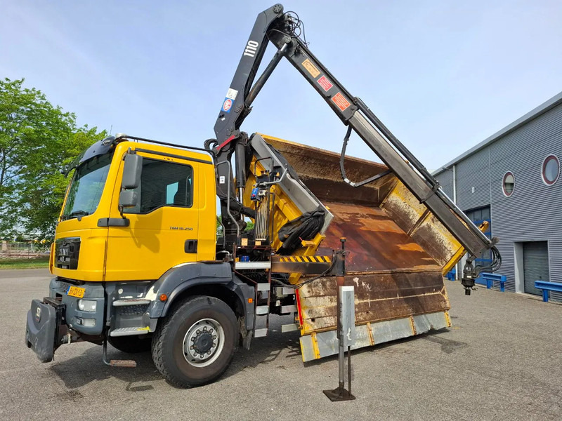 MAN TGM 18.250 / 4X4 / NL TRUCK / TUV:30-04-2026 / 118783 KM / HMF 1110 K2 / ROTATOR / GOOD TYRES / FULL-STEEL / DRUM BRAKES / MANUA - Sklápač, Auto s hydraulickou rukou: obrázok 2 MAN TGM 18.250 / 4X4 / NL TRUCK / TUV:30-04-2026 / 118783 KM / HMF 1110 K2 / ROTATOR / GOOD TYRES / FULL-STEEL / DRUM BRAKES / MANUA - Sklápač, Auto s hydraulickou rukou: obrázok 2