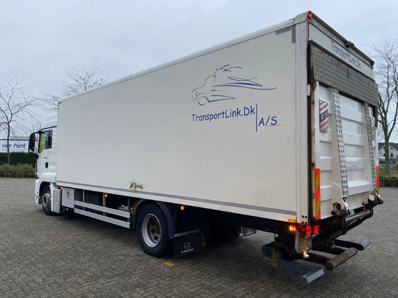 MAN TGS18.360 / HEATED BOX / FULL-AIR / PLATFORM / ONLY:392217 KM / MANUAL / EURO-4 / 2008 - Skříňový nákladní auto: obrázok 3 MAN TGS18.360 / HEATED BOX / FULL-AIR / PLATFORM / ONLY:392217 KM / MANUAL / EURO-4 / 2008 - Skříňový nákladní auto: obrázok 3