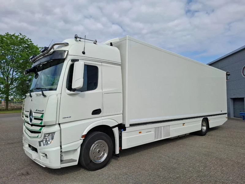 Mercedes-Benz Actros 1843 / GERMAN FLOWER TRUCK / 162021 KM / ISOLATED BOX / COOL & HEATED / NAVI / PLATFORM 1500 KG / TOP CONDITION / FULL-AI - Pojazdná predajňa: obrázok 1 Mercedes-Benz Actros 1843 / GERMAN FLOWER TRUCK / 162021 KM / ISOLATED BOX / COOL & HEATED / NAVI / PLATFORM 1500 KG / TOP CONDITION / FULL-AI - Pojazdná predajňa: obrázok 1